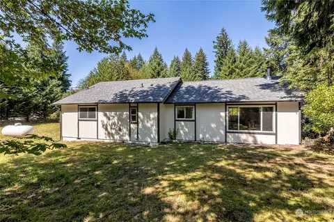 923 Tipsoo Loop N, Rainier, WA 98576 photo 29