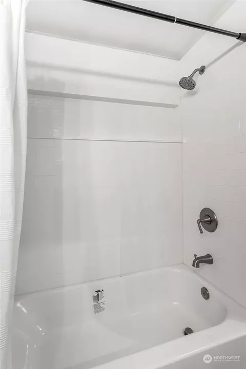 923 Tipsoo Loop N, Rainier, WA 98576 photo 20