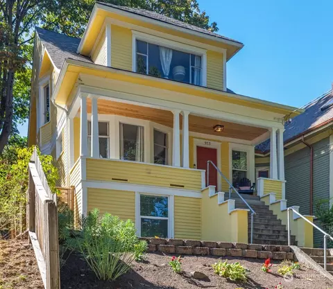 953 22nd Ave, Seattle, WA 98122