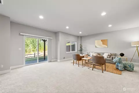 Living - 21314 43rd Dr SE, Bothell, WA 98021 photo 3 of 4