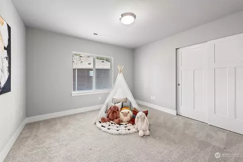 Bedroom - 21314 43rd Dr SE, Bothell, WA 98021 photo 6 of 7
