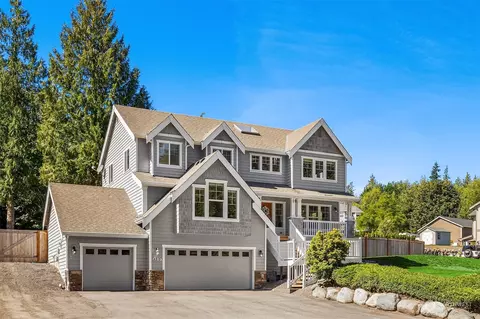 8215 213th Ave SE, Snohomish, WA 98290