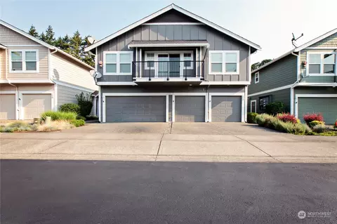 5922 Illinois Ln SE #B, Lacey, WA 98513
