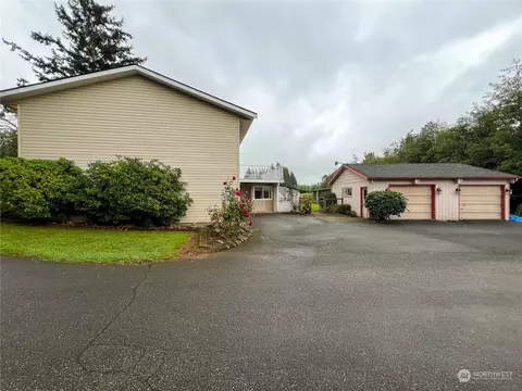 Exterior - 1015 Ten Mile, Everson, WA 98247 photo 2 of 12