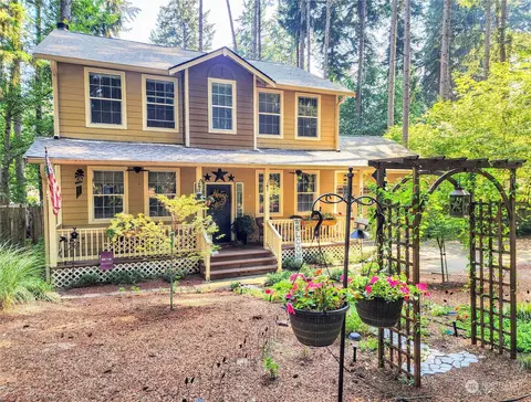 17326 E View Ln SE, Yelm, WA 98597