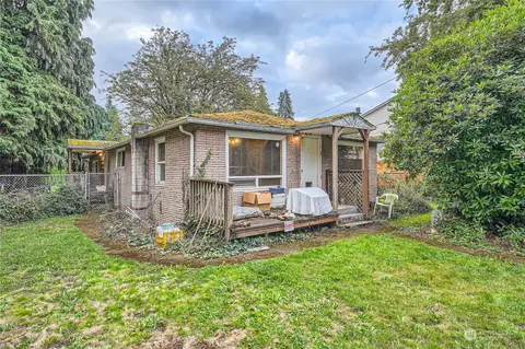 13004 56th Ave S, Tukwila, WA 98178