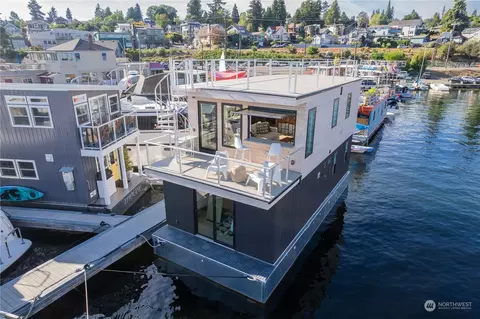2401 N Northlake Way #F7, Seattle, WA 98103