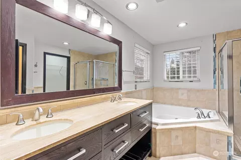 Bath - 20109 73rd Avenue Ct E, Spanaway, WA 98387 photo 3 of 4