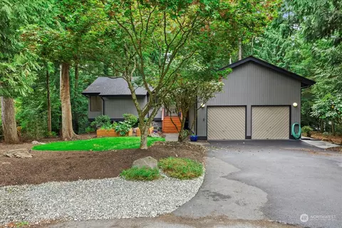 15111 62nd Ave W, Edmonds, WA 98026