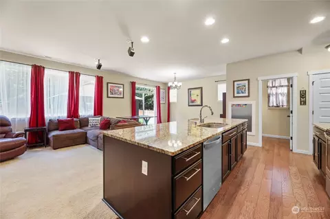 3974 Campus Willows Loop NE, Lacey, WA 98516 photo 7