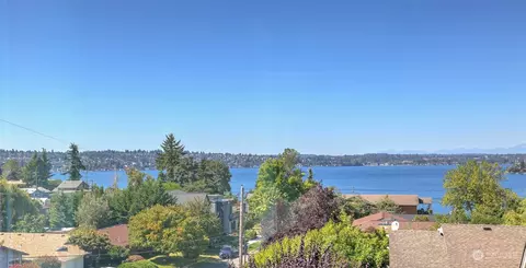 1012 N 33rd Pl, Renton, WA 98056