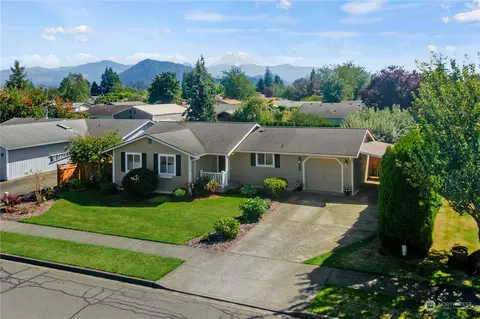 View/Area - 2882 Sun Mountain Dr, Enumclaw, WA 98022 photo 1 of 4