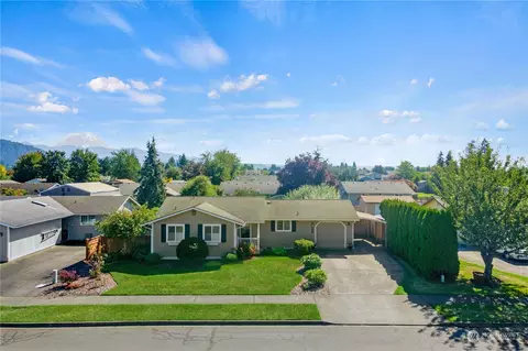 View/Area - 2882 Sun Mountain Dr, Enumclaw, WA 98022 photo 2 of 4