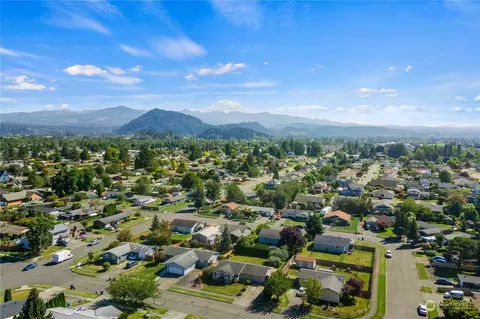 View/Area - 2882 Sun Mountain Dr, Enumclaw, WA 98022 photo 4 of 4