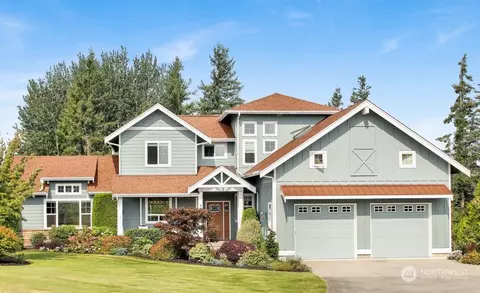 5867 Crystal Springs Ln, Bellingham, WA 98226