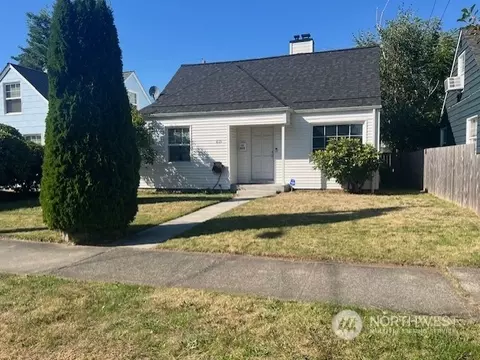 615 8th St SE, Auburn, WA 98002