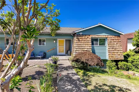 7703 19th Street Ct W, Tacoma, WA 98466
