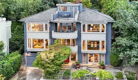 1107 Lakeside Ave S, Seattle, WA 98144