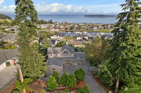 1846 Polnell Rd, Oak Harbor, WA 98277