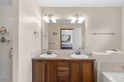 1509 Riddle Ave NE, Orting, WA 98360 photo 22