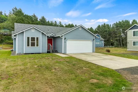 430 Surf St, Westport, WA 98595