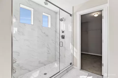 Bath - 5786 159th Avenue Ct E, Sumner, WA 98390 photo 2 of 3