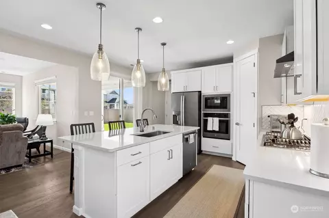 Kitchen - 5786 159th Avenue Ct E, Sumner, WA 98390 photo 1 of 2