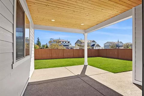 Exterior - 5786 159th Avenue Ct E, Sumner, WA 98390 photo 3 of 7