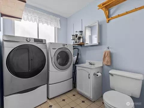 Other - 6129 133rd St SE, Everett, WA 98208 photo 4 of 5
