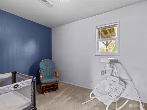Bedroom - 6129 133rd St SE, Everett, WA 98208 photo 4 of 4