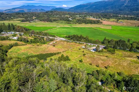 16542 State Route 9, Mount Vernon, WA 98274