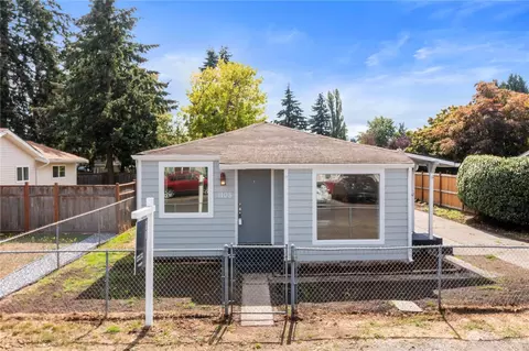 1108 114th St S, Tacoma, WA 98444
