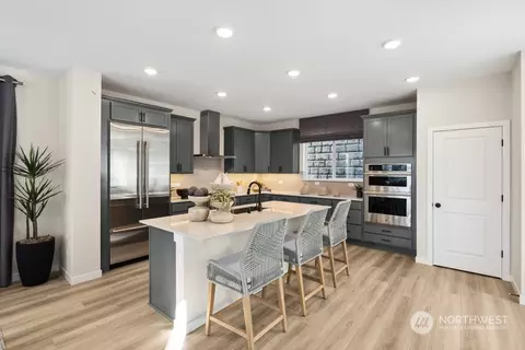 4034 Aberdeen Way NE #35, Renton, WA 98056