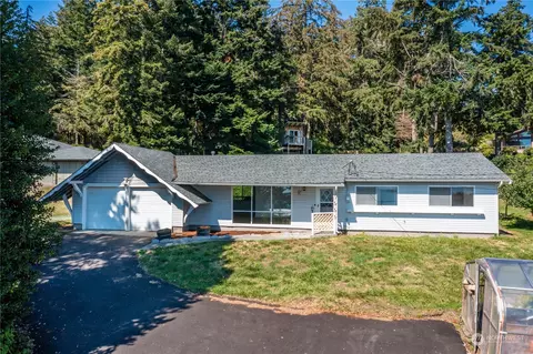 1557 E Polnell Rd, Oak Harbor, WA 98277
