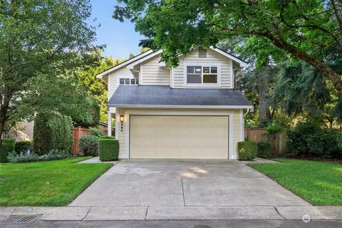 6020 Barrington Ln SE, Lacey, WA 98513