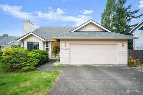 1318 E Mcleod Rd, Bellingham, WA 98226