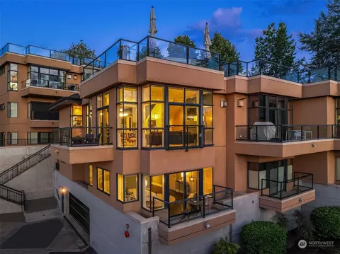 80 E Roanoke St #4, Seattle, WA 98102