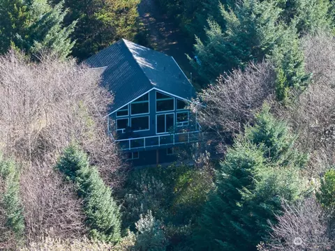 198 Ocean Blvd, Ocean Shores, WA 98569