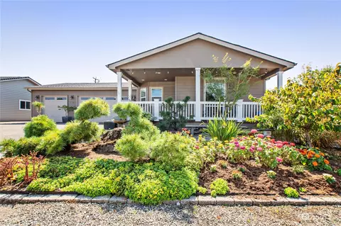 4243 Lakeview Ln SE, Lacey, WA 98503
