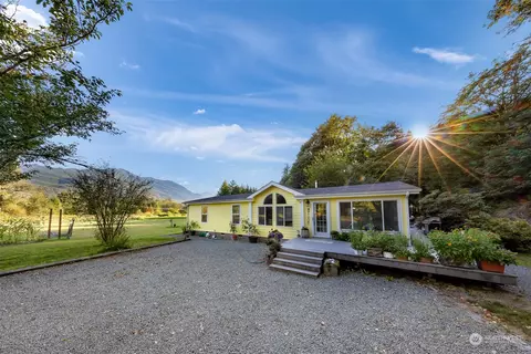7562 Powerline Rd, Marblemount, WA 98267