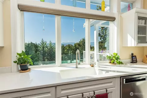 Kitchen - 89 Olympic Vis, Sequim, WA 98382 photo 6 of 6