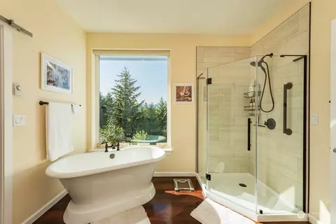 Bath - 89 Olympic Vis, Sequim, WA 98382 photo 1 of 5