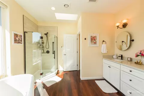 Bath - 89 Olympic Vis, Sequim, WA 98382 photo 2 of 5