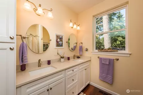 Bath - 89 Olympic Vis, Sequim, WA 98382 photo 4 of 5