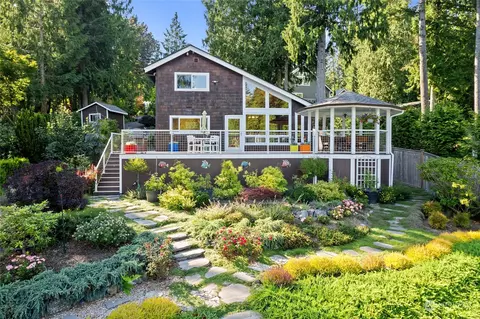 311 NW Lake Roesiger Rd, Snohomish, WA 98290