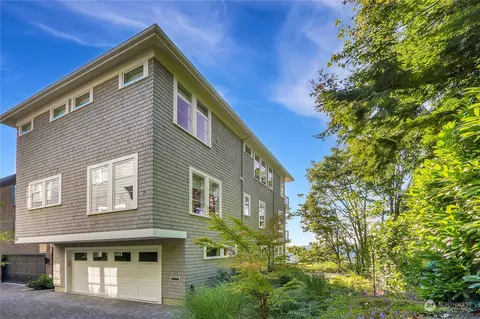 1020 W Bothwell St, Seattle, WA 98119
