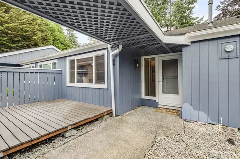 3103 SW 319th Pl, Federal Way, WA 98023