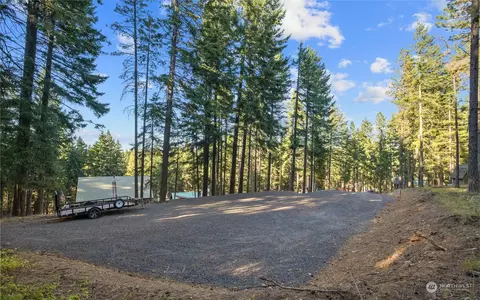 1240 Sky Meadows Dr, Cle Elum, WA 98922
