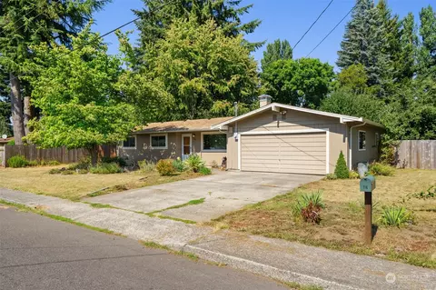 716 Tartan Dr SW, Tumwater, WA 98501