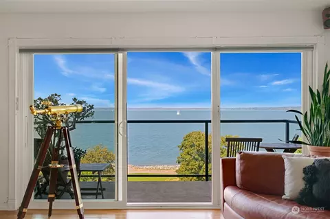 444 S State #407, Bellingham, WA 98225